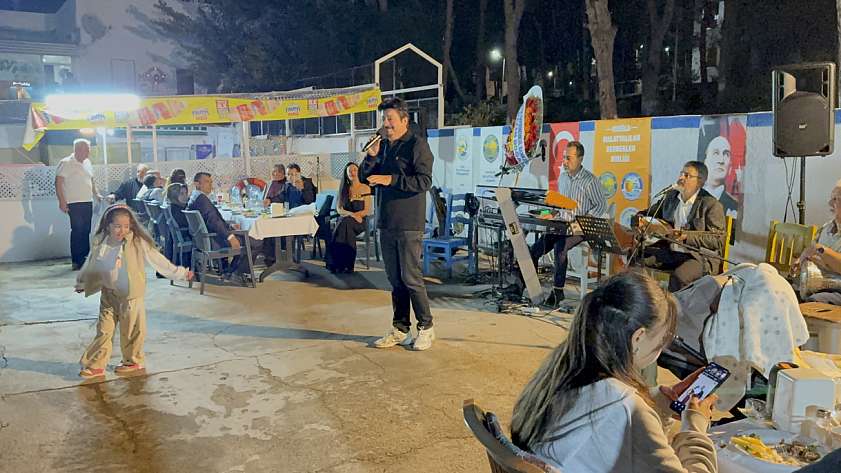 Bodrum'da Malatyalılar gecesi renkli görüntülere sahne oldu