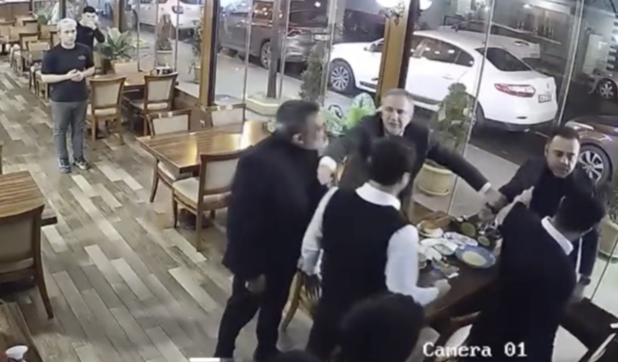 Bodrumlu Meclis Üyesi İstanbul’da Darp Edildi: Restoranda Çıkan Tartışma Kavgaya Dönüştü