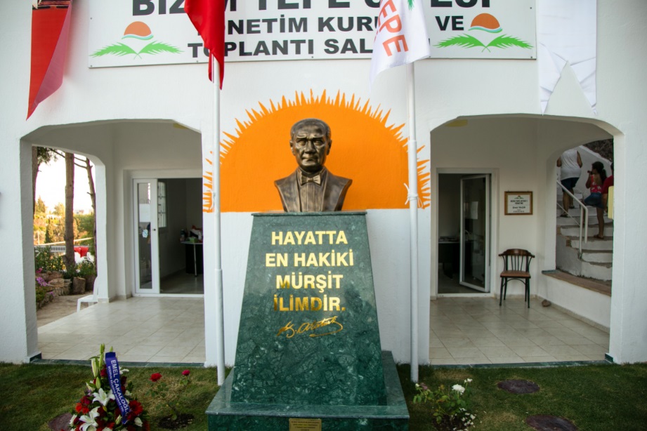 AKYARLAR'DA ATATÜRK BÜSTÜ’NÜN AÇILIŞI GERÇEKLEŞTİRİLDİ