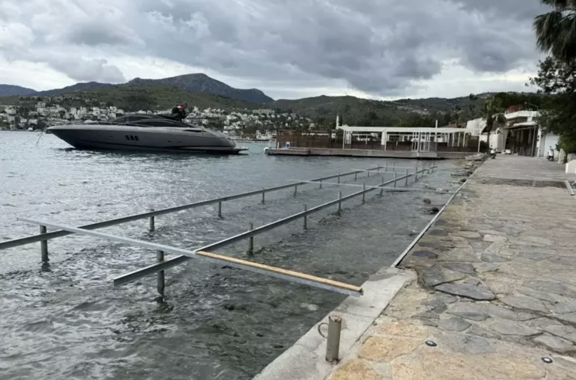 Bodrum'da kaçak iskeleye 1 milyonluk ceza