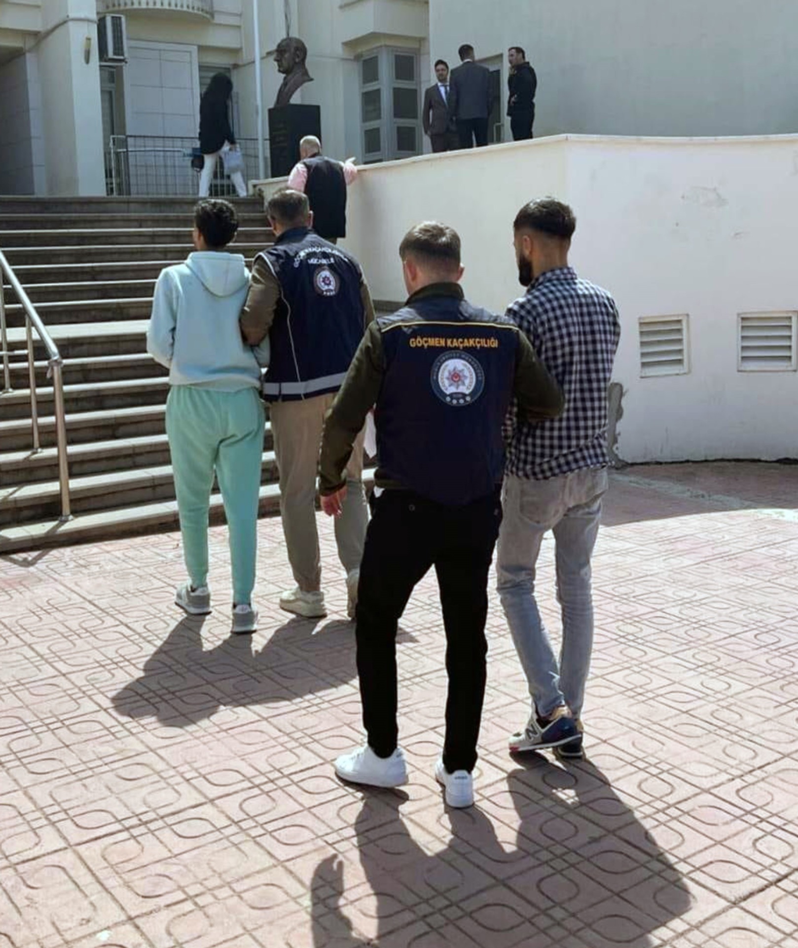 6 insan kaçakçılığı organizatörü tutuklandı