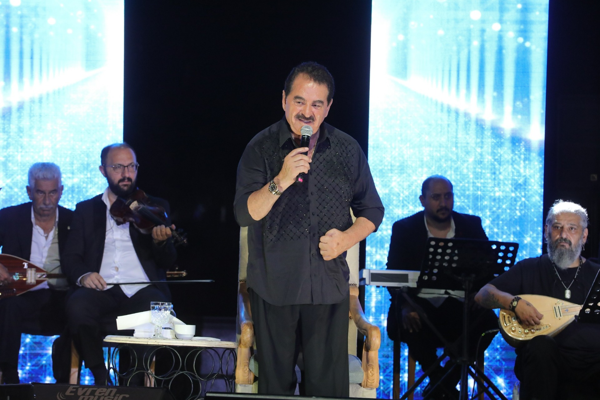 İbrahim Tatlıses 15 yıl aradan sonra Bodrum’da hayranlarıyla buluştu  