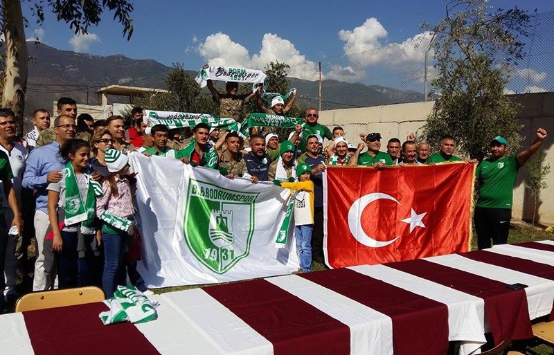 BODRUMSPOR TARAFTARINDAN SINIRDA ASKERLERİMİZE BÜYÜK MORAL