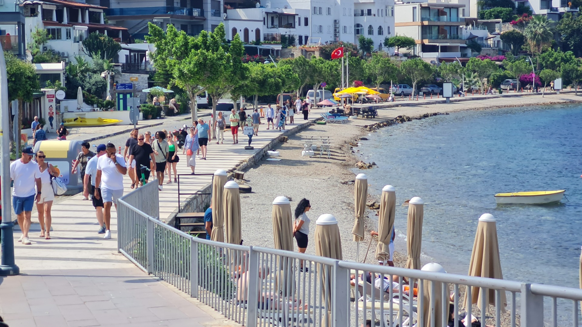 İki kruvaziyer ile Bodrum'a 1982 yolcu geldi