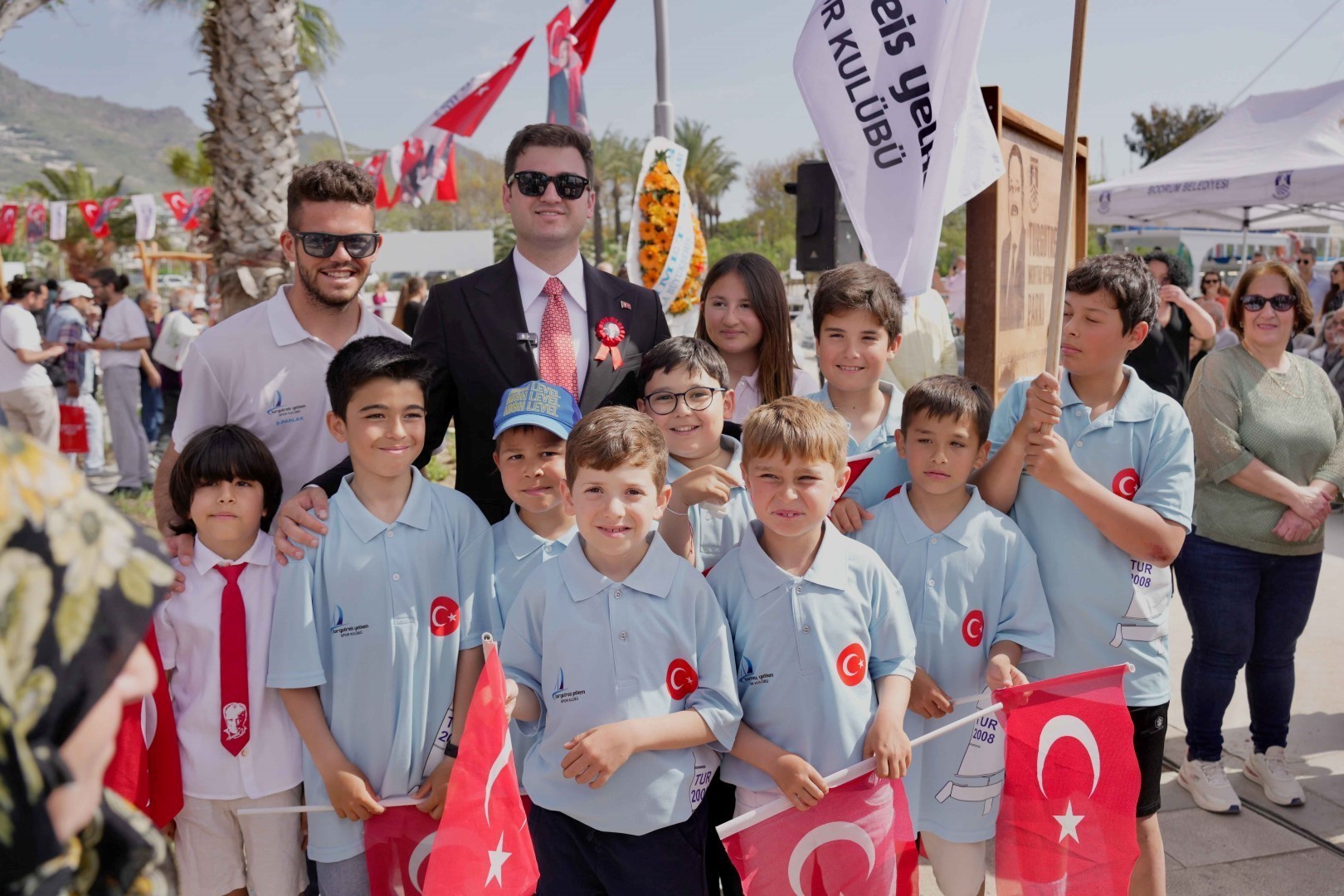 Bodrum'da Muhtar Satılmış'ın adının verildiği park açıldı