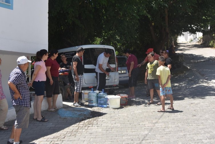 Vatandaşın su çilesi! Bodrum Yakaköy’de yaklaşık 10 gündür sular akmıyor…