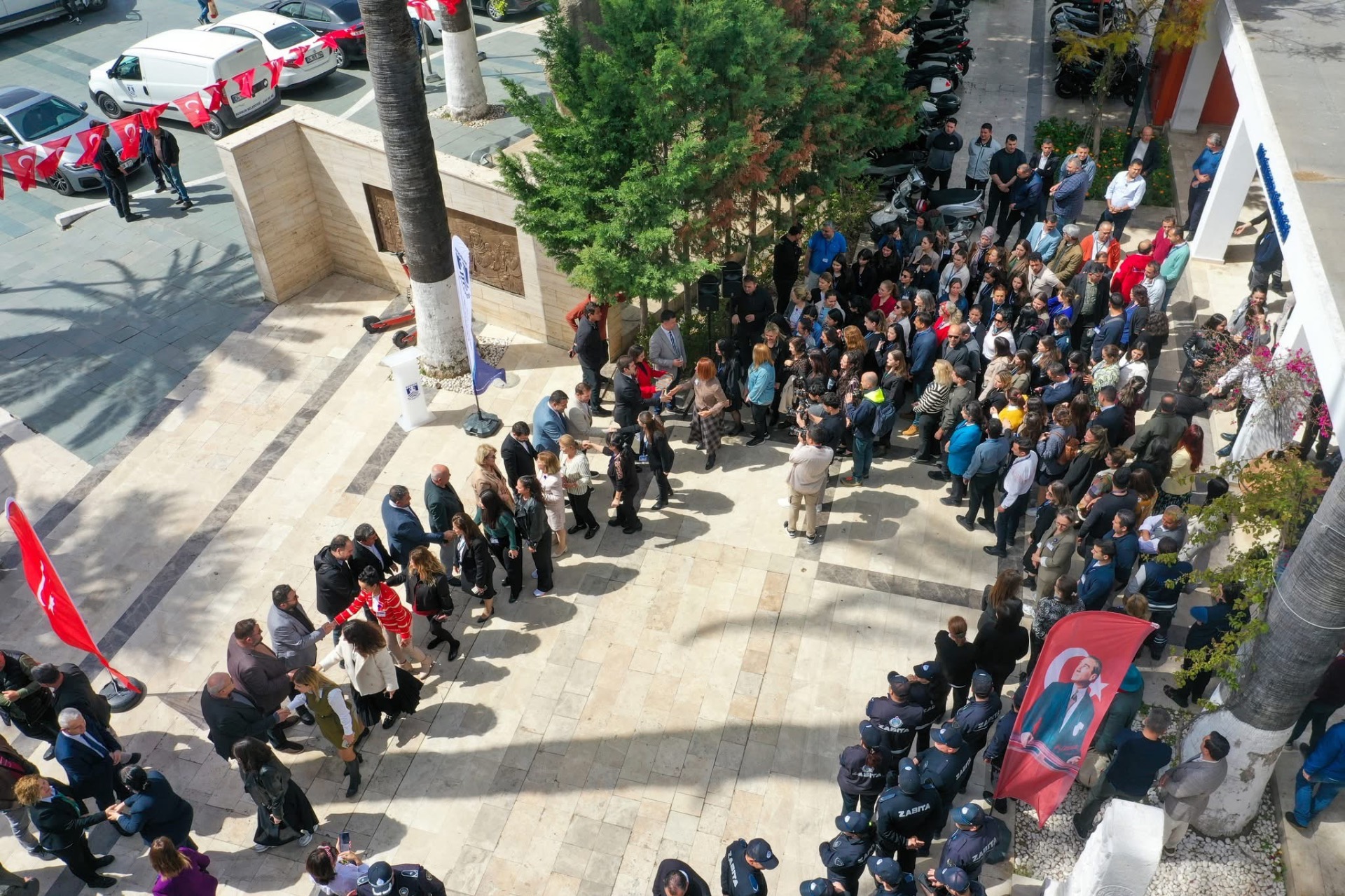 Başkan Mandalinci Belediye Personeli ile bayramlaştı 