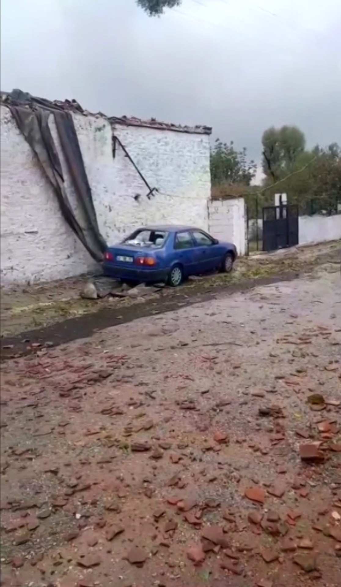 Muğla’da dolu, yağmur, fırtına sonrası hortum