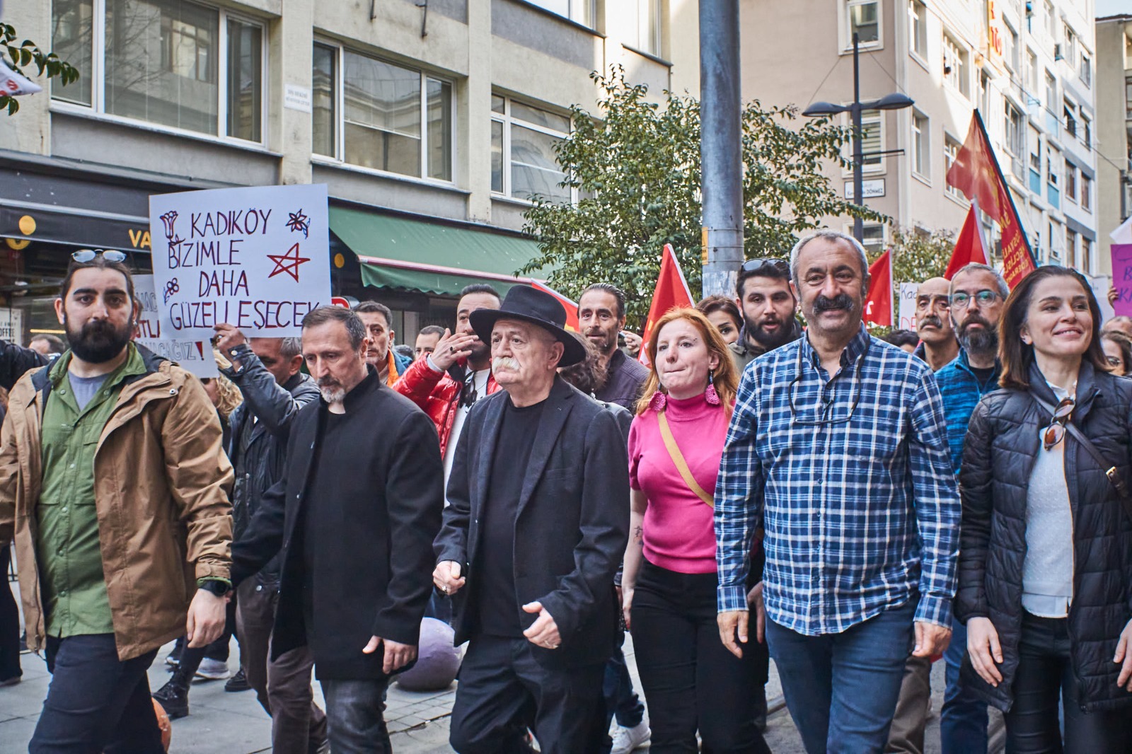 Maçoğlu’ndan Kadıköy'de Gövde Gösterisi