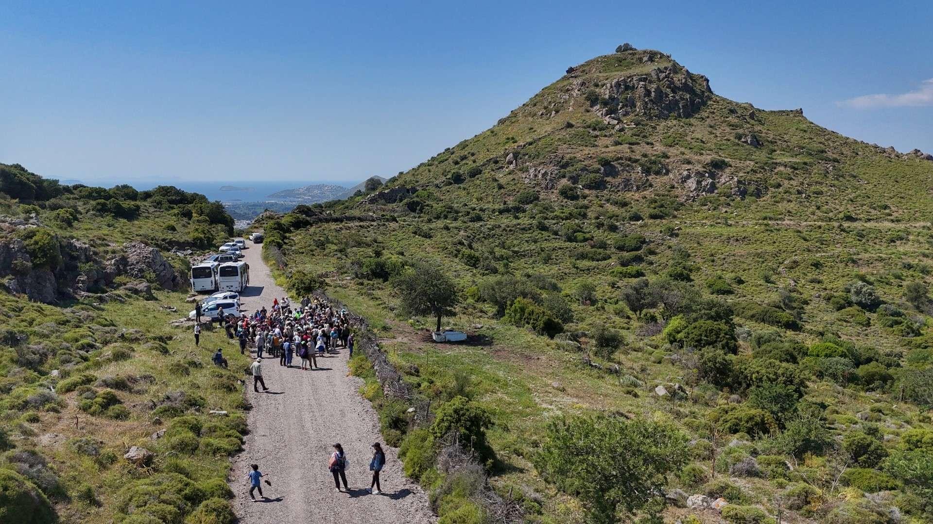 Bodrum’da ‘Hıdırellez’, Termera Antik Kenti’ne yapılan Kültür ve Doğa Yürüşü ile kutlandı 