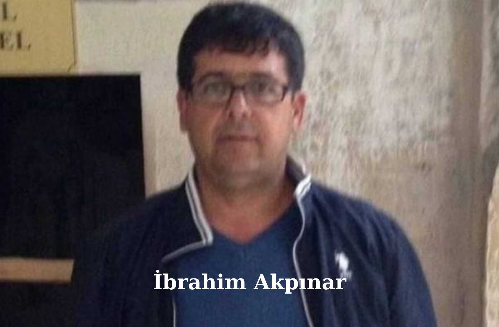 Annesi ve kardeşini öldürüp intihar eden Akpınar, toprağa verildi 