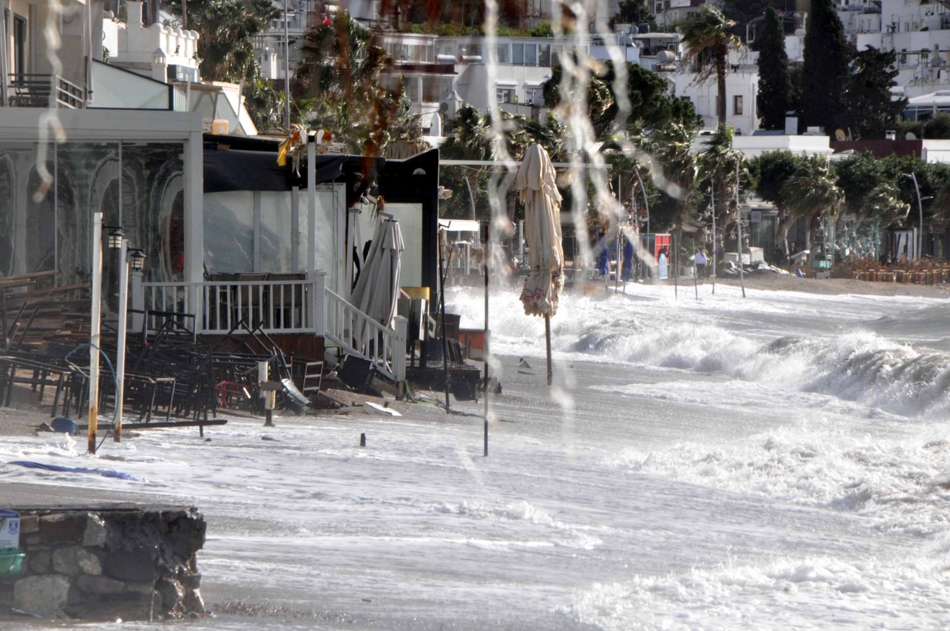 Bodrum’da kuvvetli lodos etkili oldu 