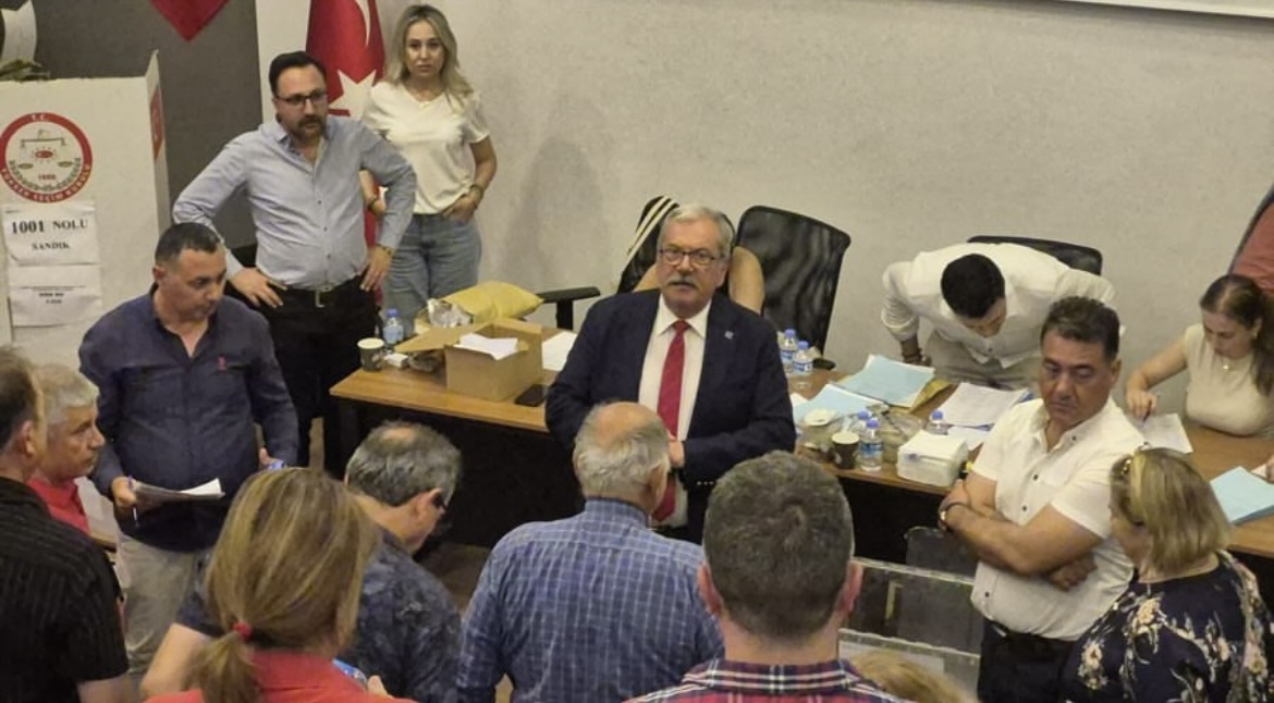 Muhasebeci - Mali Müşavirler Seçiminde ‘Mehmet Akdoğan’ güven tazeledi