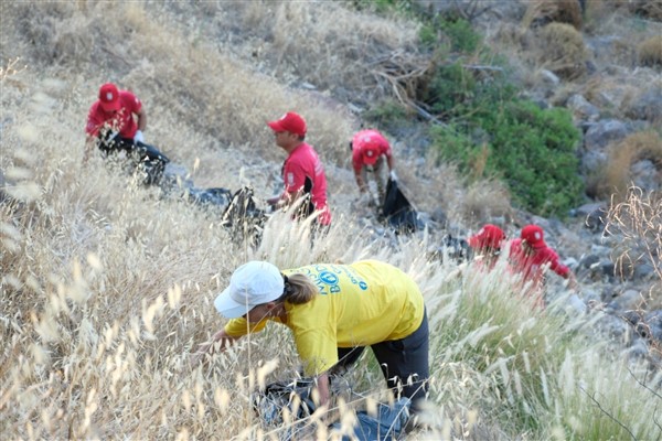 Bodrum Belediyesi'nden kapsamlı temizlik çalışmaları