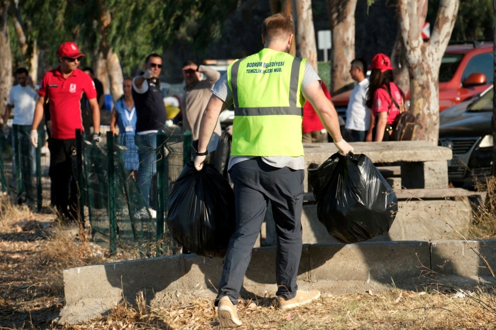 Bodrum Belediyesi'nden kapsamlı temizlik çalışmaları