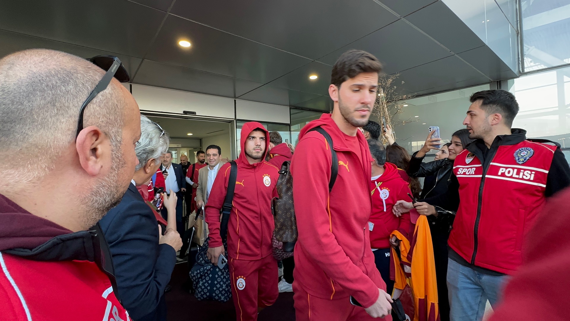 Galatasaray’a Bodrum’da coşkulu karşılama