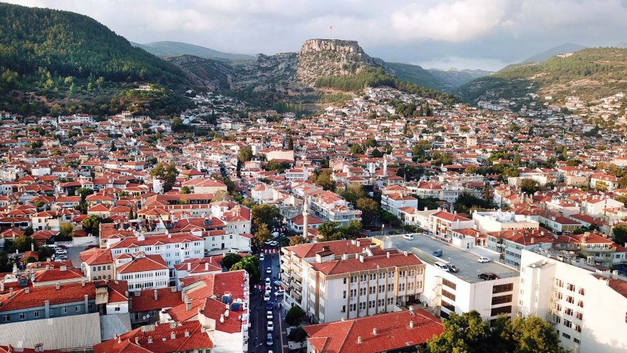EN YÜKSEK KİRA BEDELLERİNDE “MUĞLA” BAŞI ÇEKİYOR!