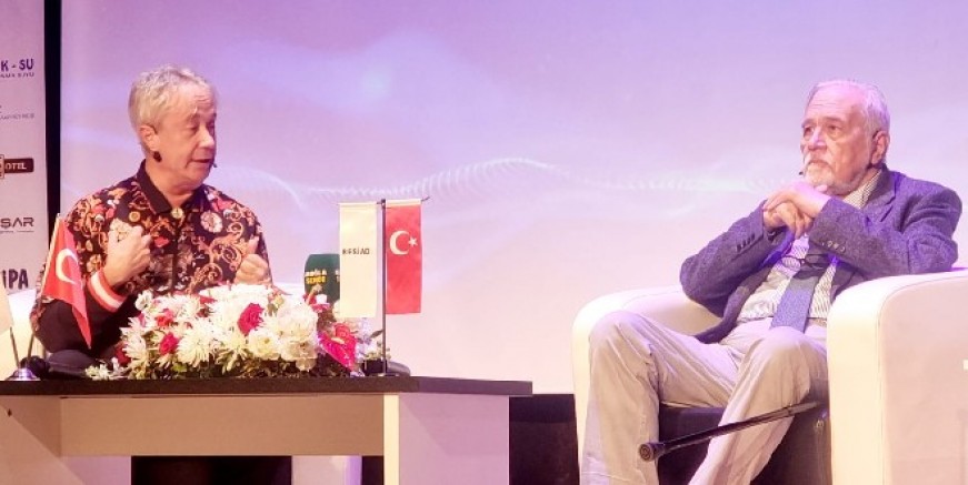 Ünlü sunucu Metin Uca hayatını kaybetti