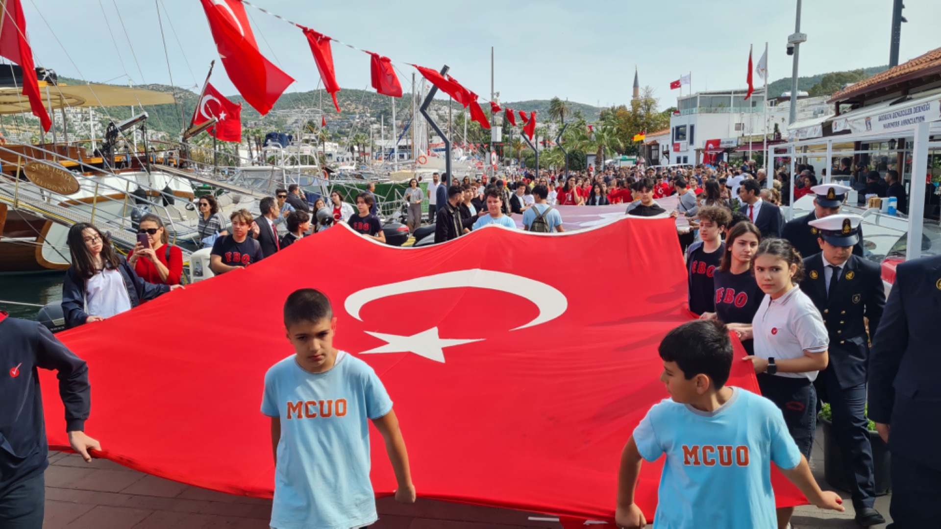 Bodrum Kalesi'nde coşkulu 23 Nisan kutlaması