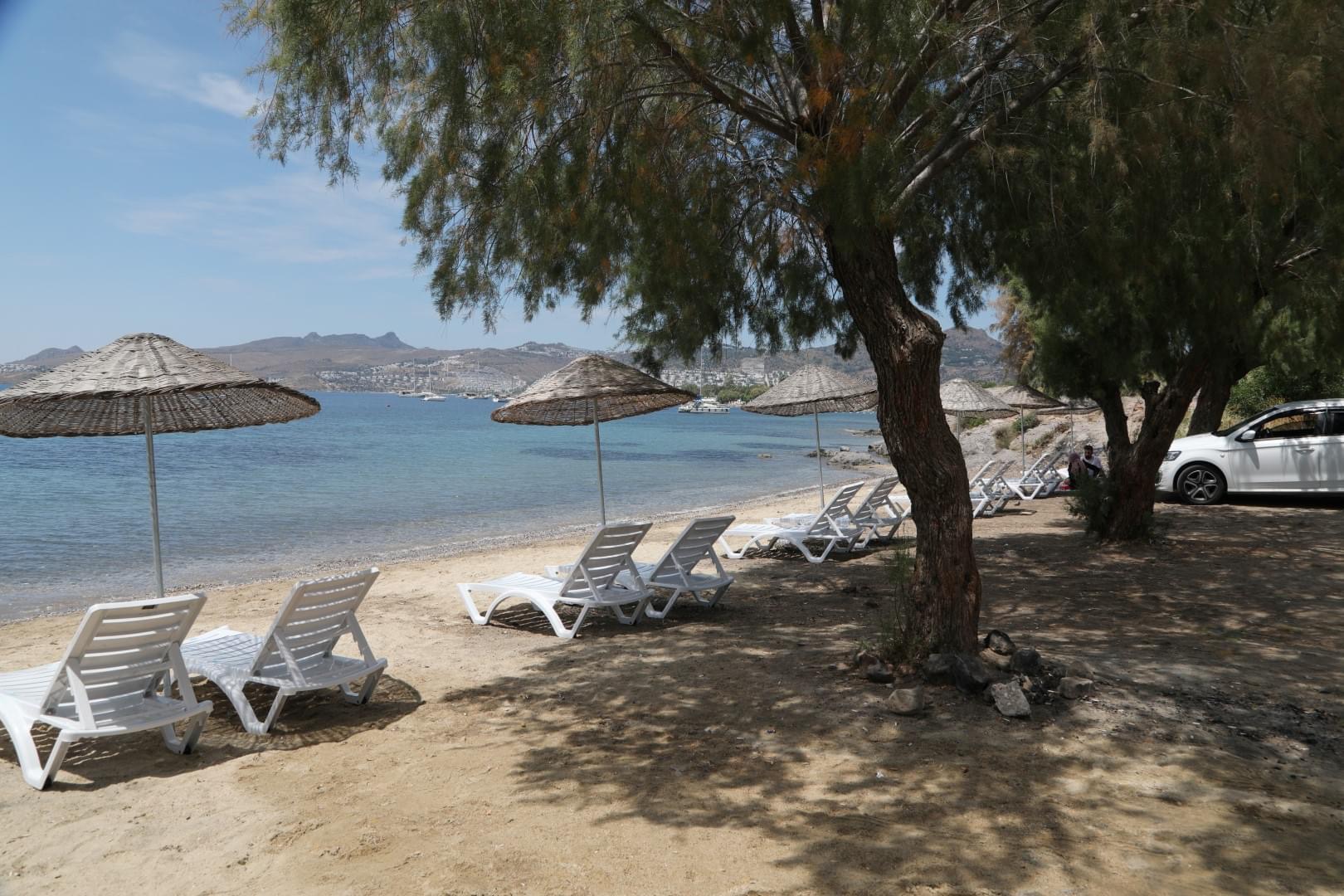 Bayram öncesi Bodrum Belediyesinden şezlong sürprizi