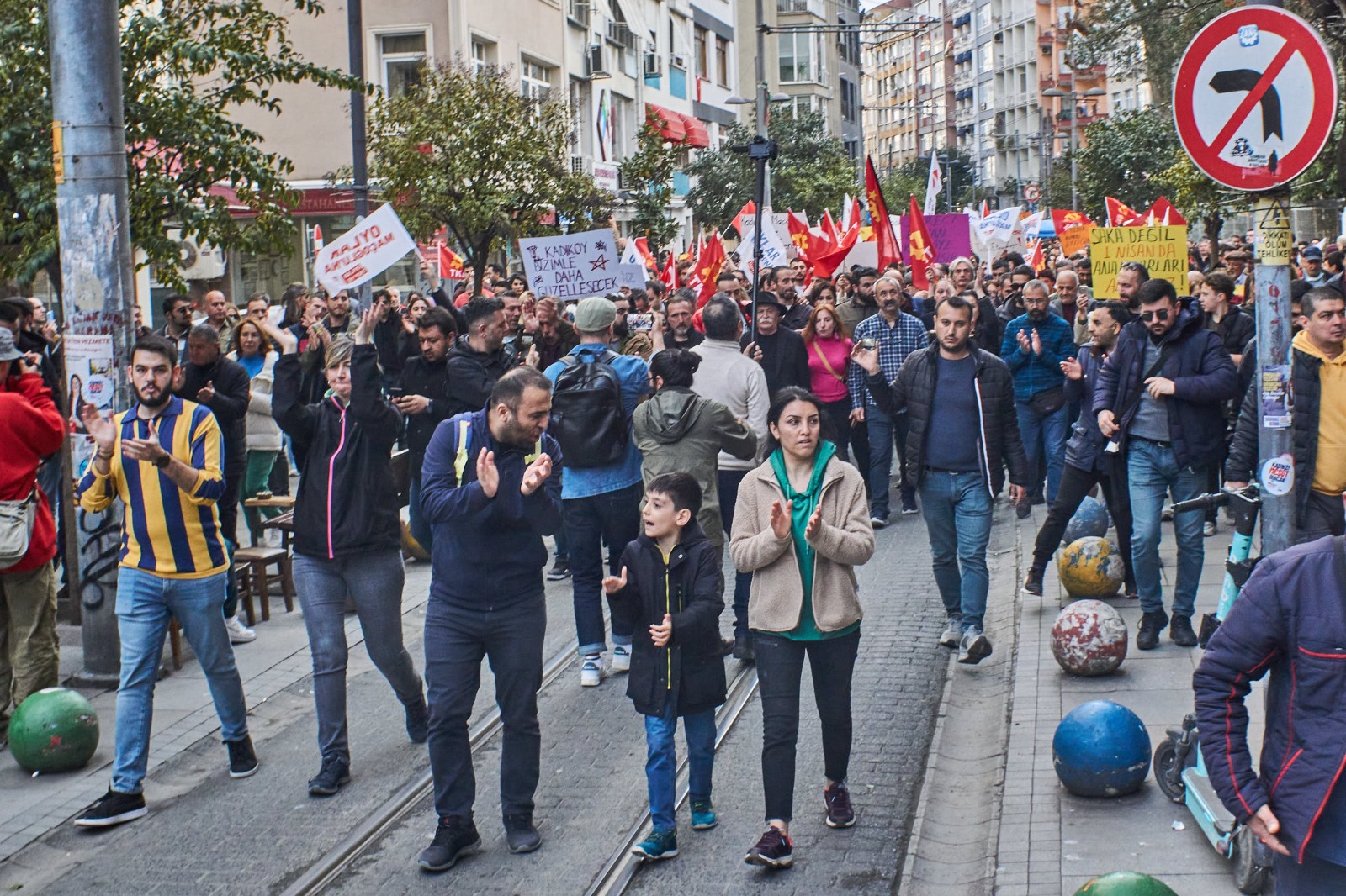 Maçoğlu’ndan Kadıköy'de Gövde Gösterisi