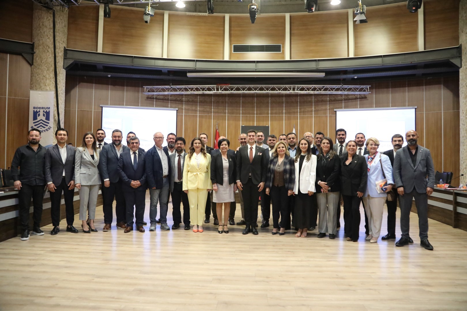 Başkan Mandalinci, ilk meclis toplantısını yaptı