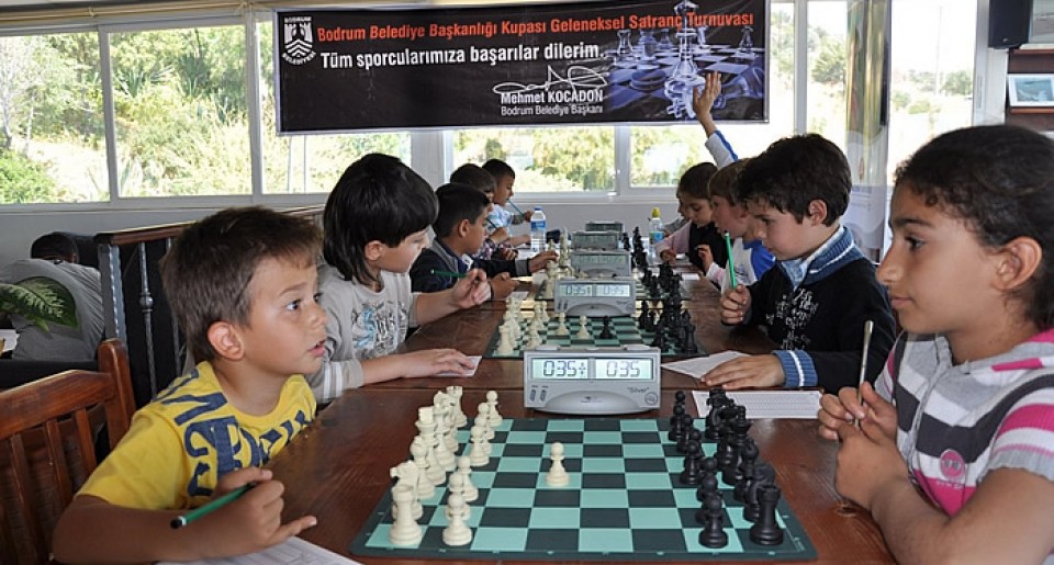 13. geleneksel satranç turnuvası başlıyor