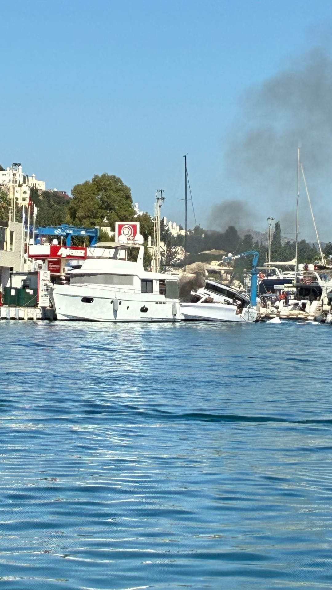 Bodrum’da yakıt ikmali sırasında motoryatta patlama!