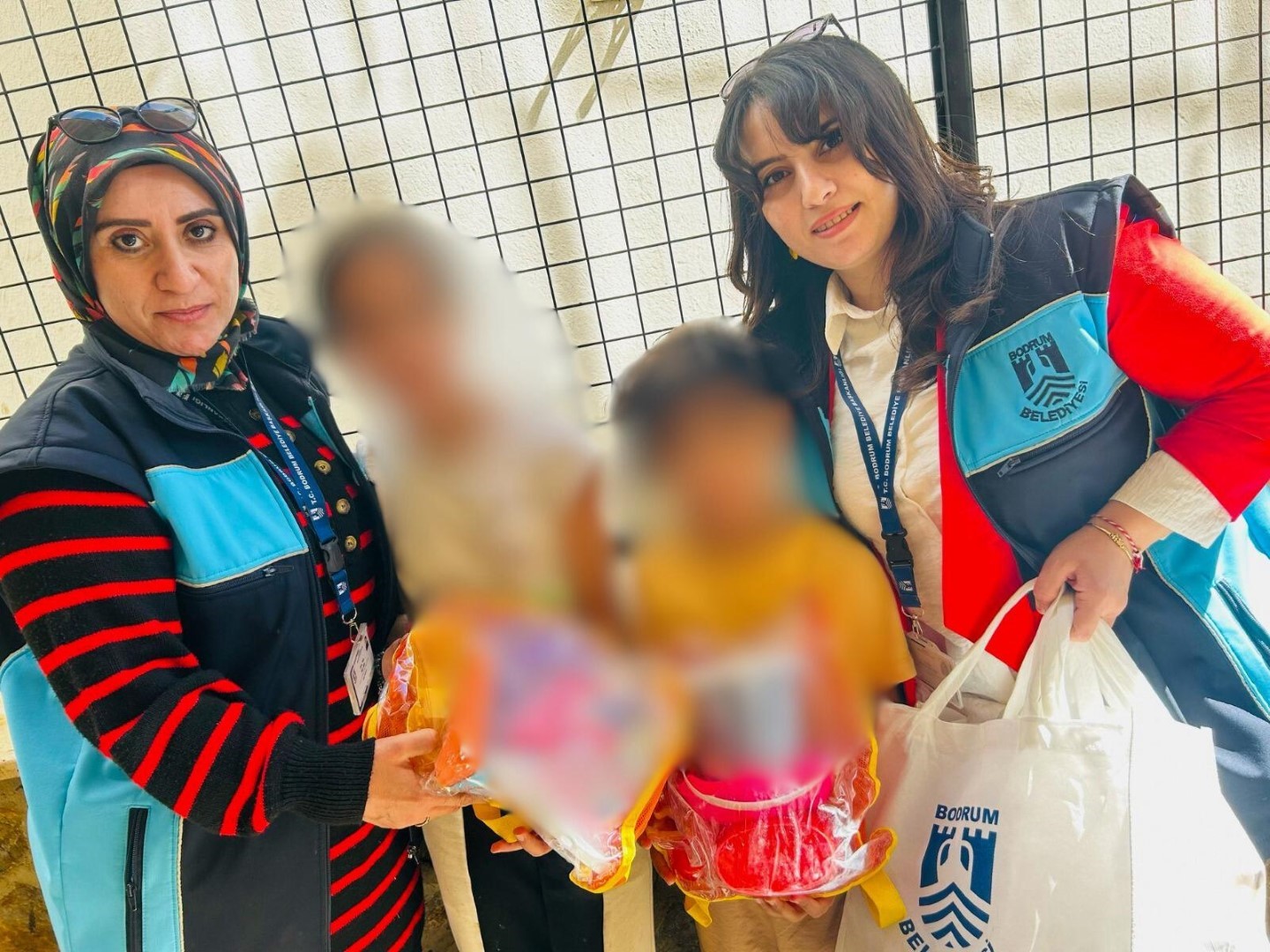Belediyeden çocuklara bayram hediyesi 