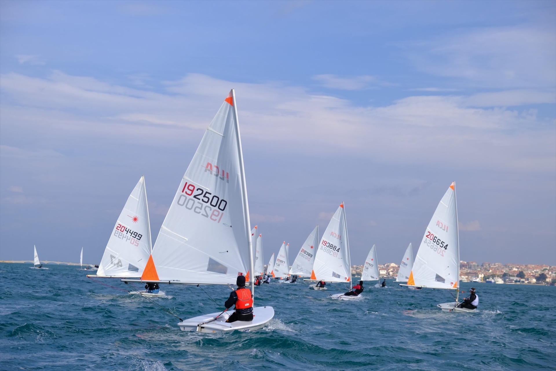 Bodrumlu yelkenciler, Ayvalık Yelken Yarışları Türkiye Şampiyonasında