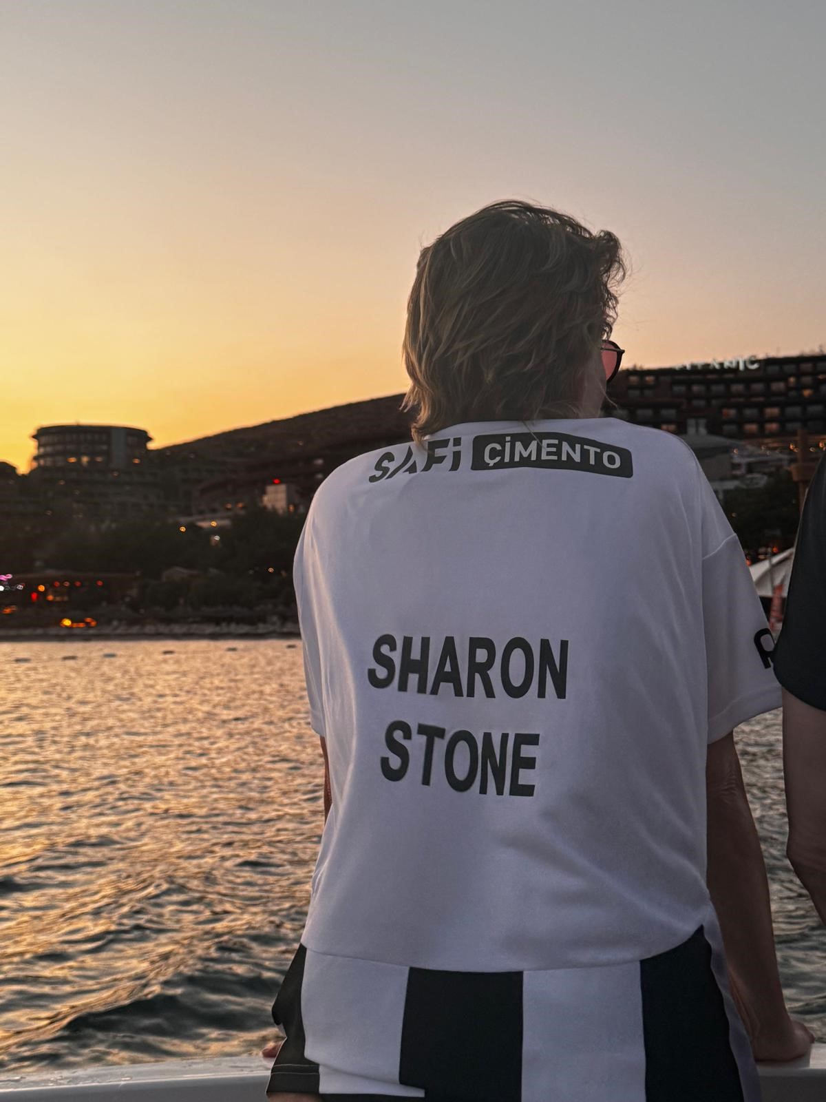 Sharon Stone Bodrum’da tatil yapıyor
