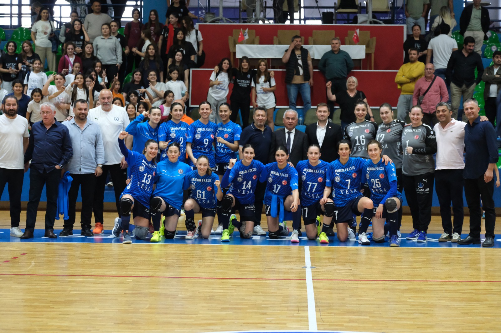 Yalıkavakspor Finalde: Namağlup Lider, Üsküdar’ı İki Maçta Eledi 