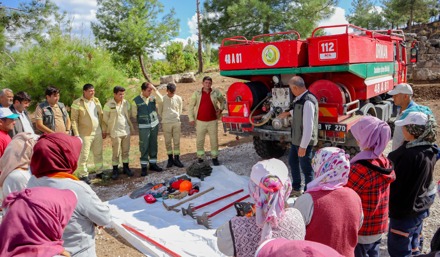 Muğla’da kazı ekiplerine yangın söndürme eğitimi verildi