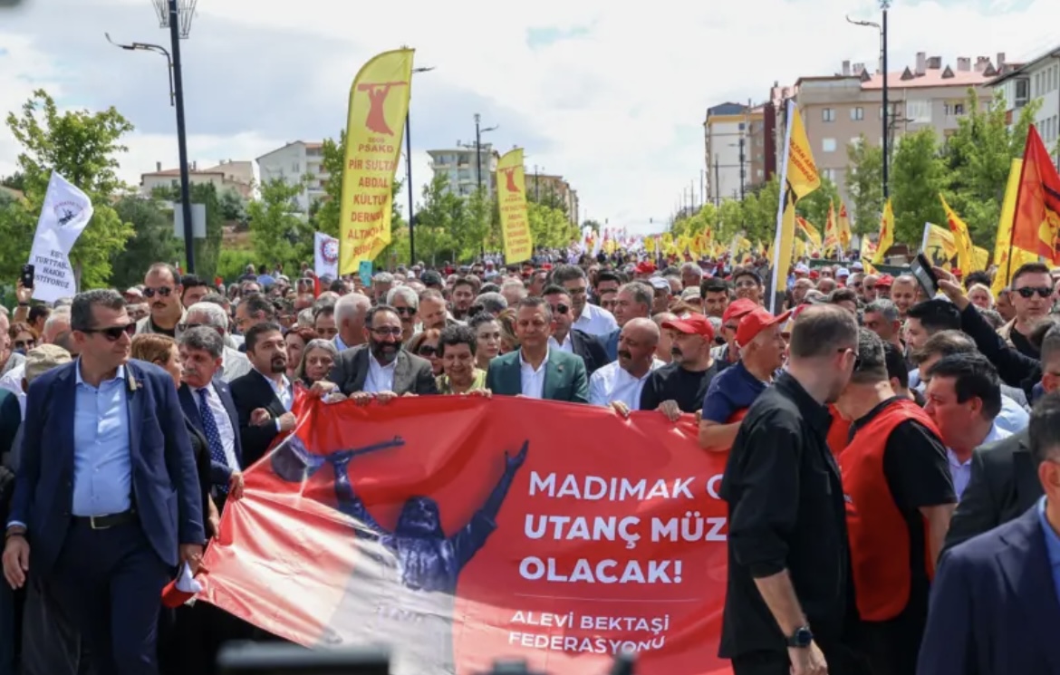 Madımak’ta katledilenler ülke genelinde anıldı: ‘Adalet sağlansın’
