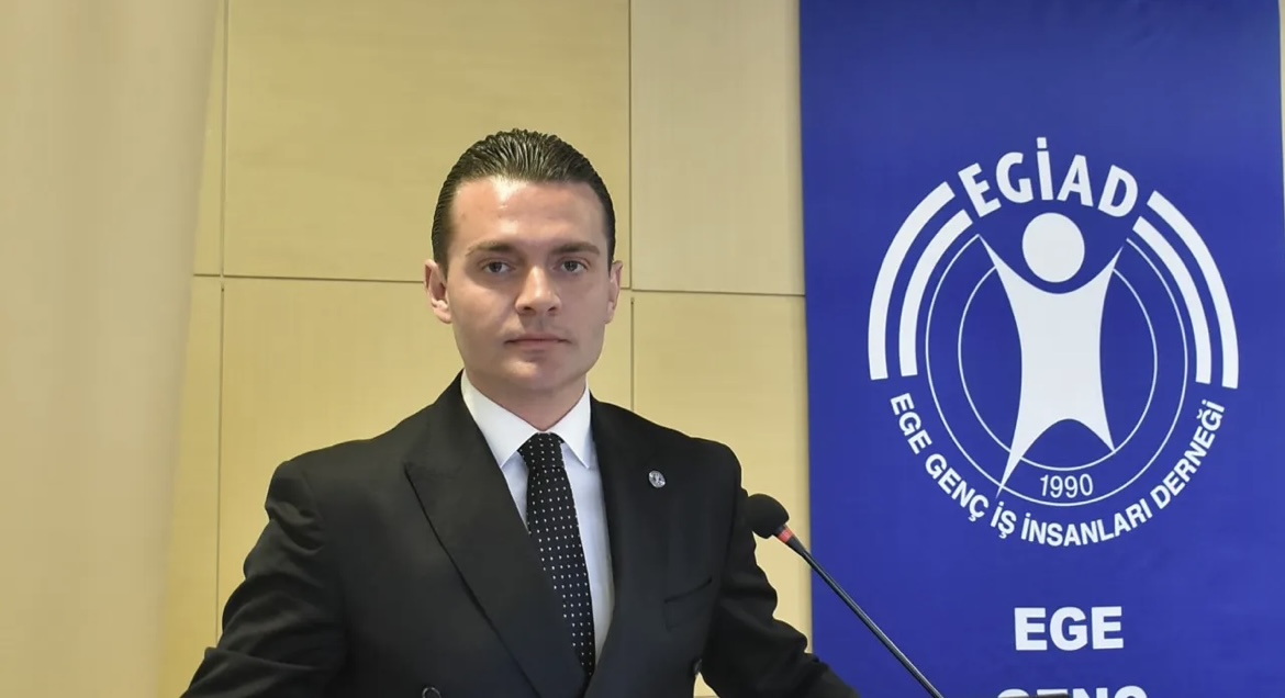 EGİAD Yönetim Kurulu Başkanı Kaan Özhelvacı: “Dijital dönüşüm zihniyet devrimi demek”