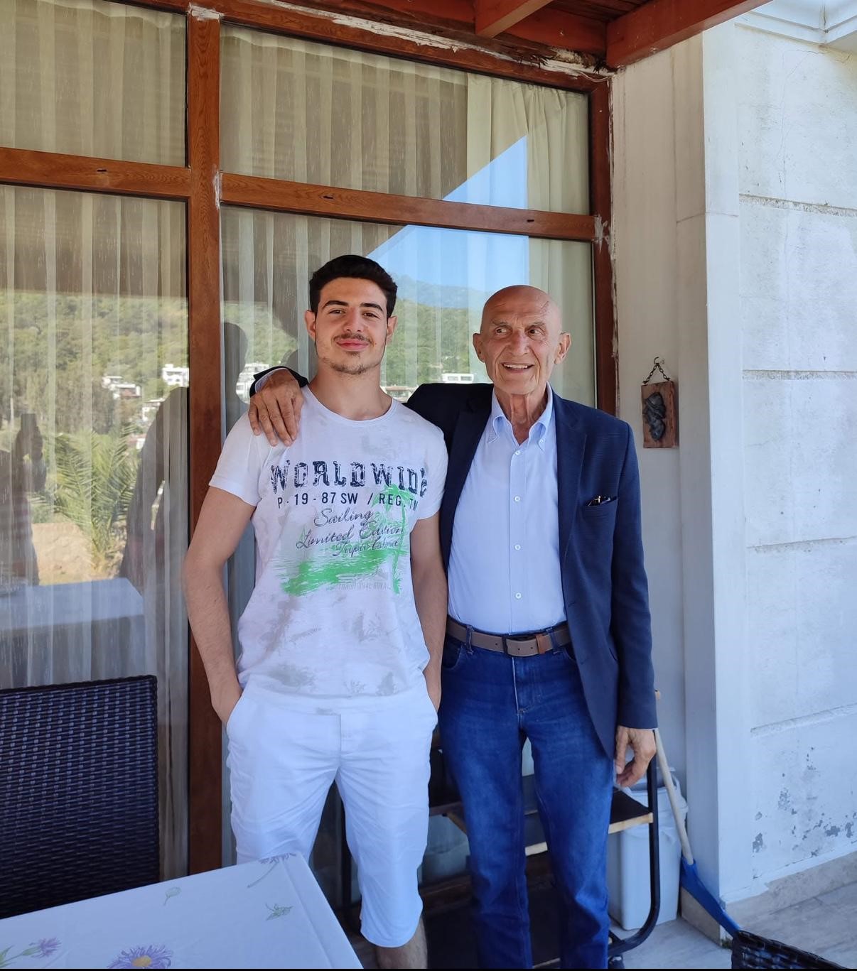 Levent Kaan Bıçakçı, göz yaşları arasında son yolculuğuna uğurlandı 