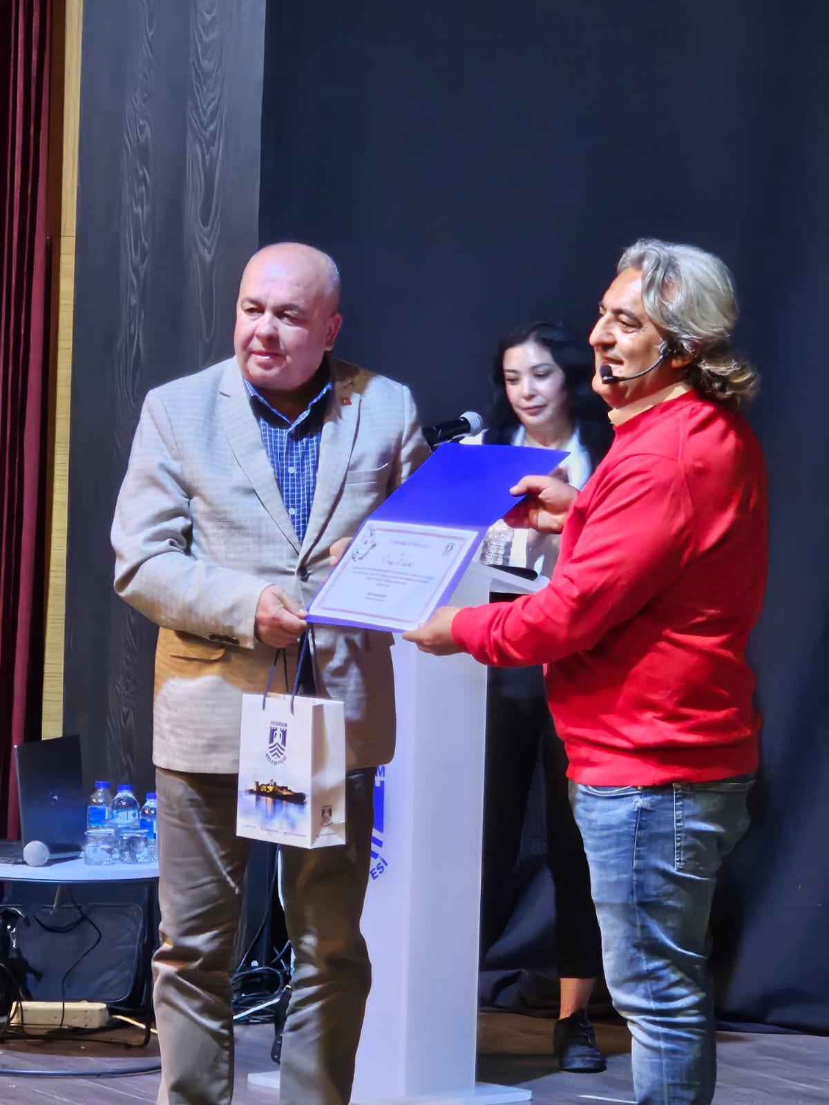 Akademia Vakfı Başkanı Özay Kartal’dan ‘Antik Halikarnassos’a Yolculuk’ Konferansı 