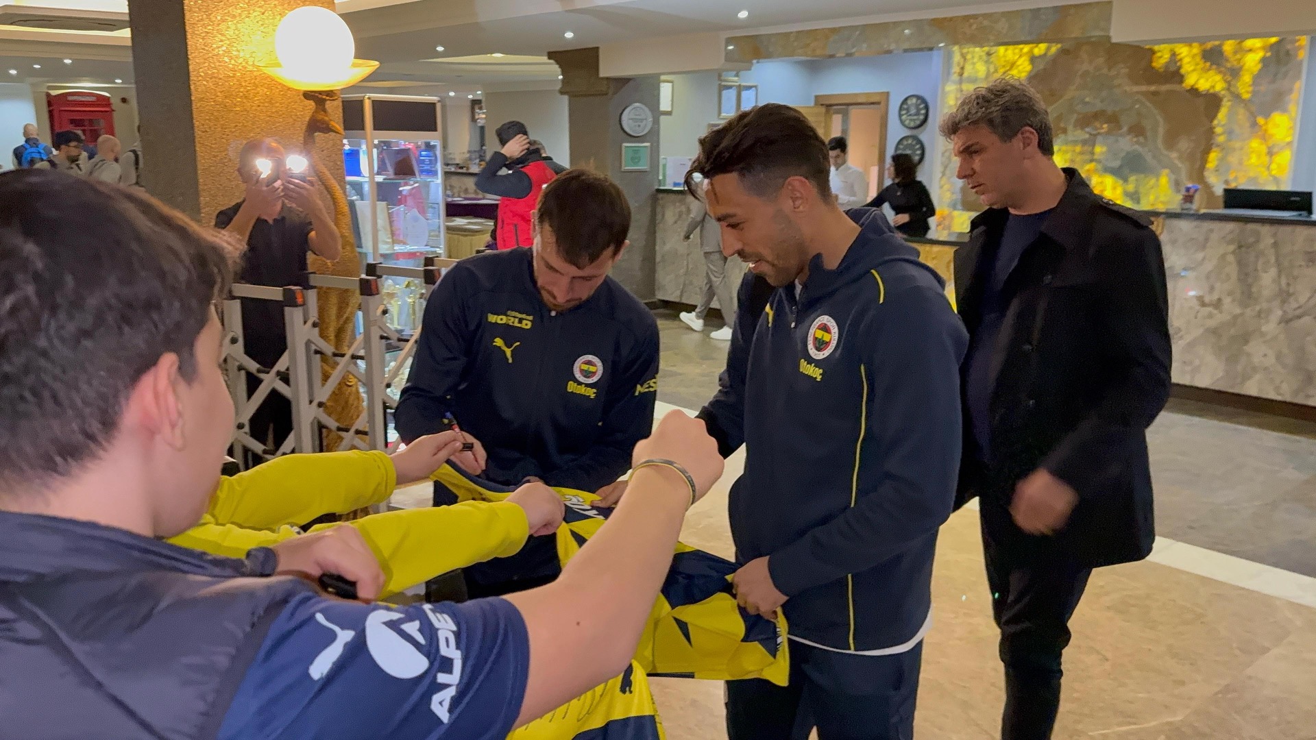 Fenerbahçe, Bodrum'a geldi