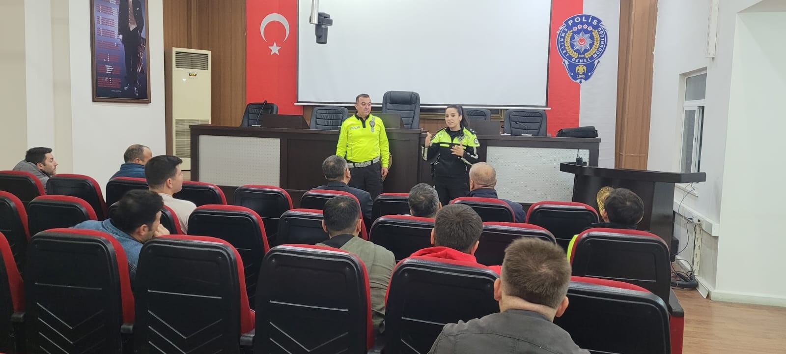  Muğla İl Emniyet Müdürlüğü tarafından 18 personele eğitim verildi