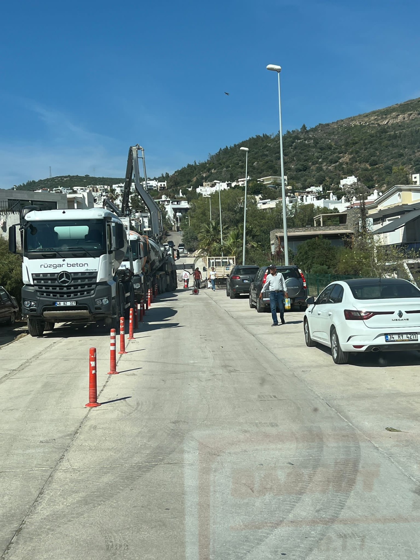 Turist var, yol yok!