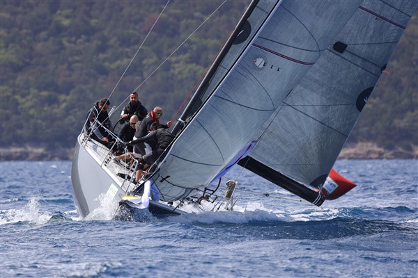 SCHÜCO-BAYK KIŞ TROFESİ 6'NCI AYAK YELKEN YARIŞLARI BAŞLADI 