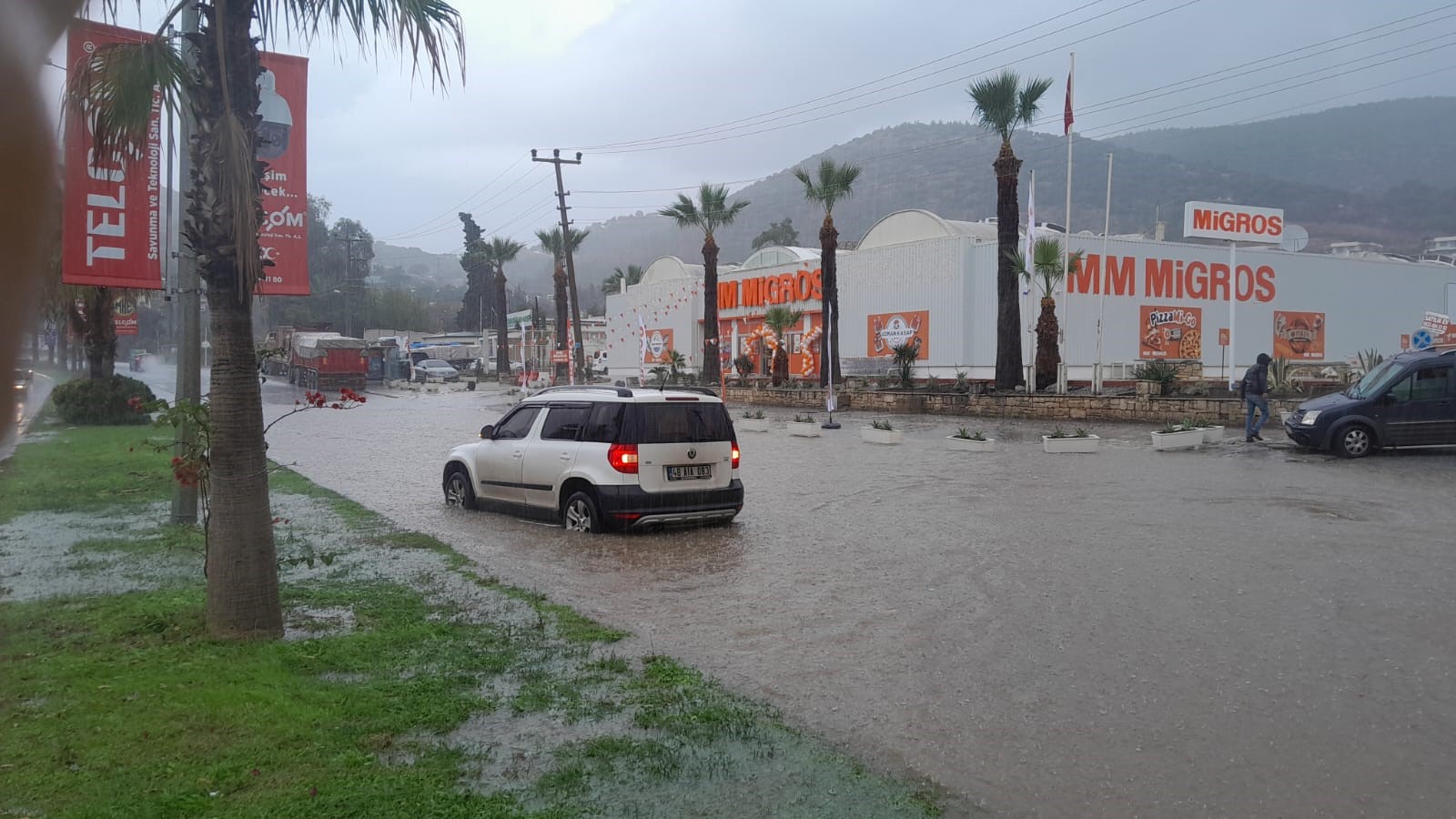 Bodrum’da yağış etkili oldu