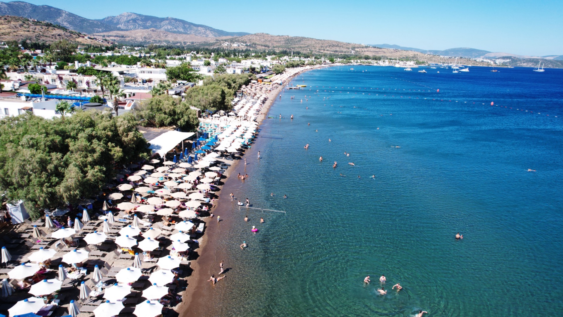 Yerli turistte düşüş, yabancı turistte artış!