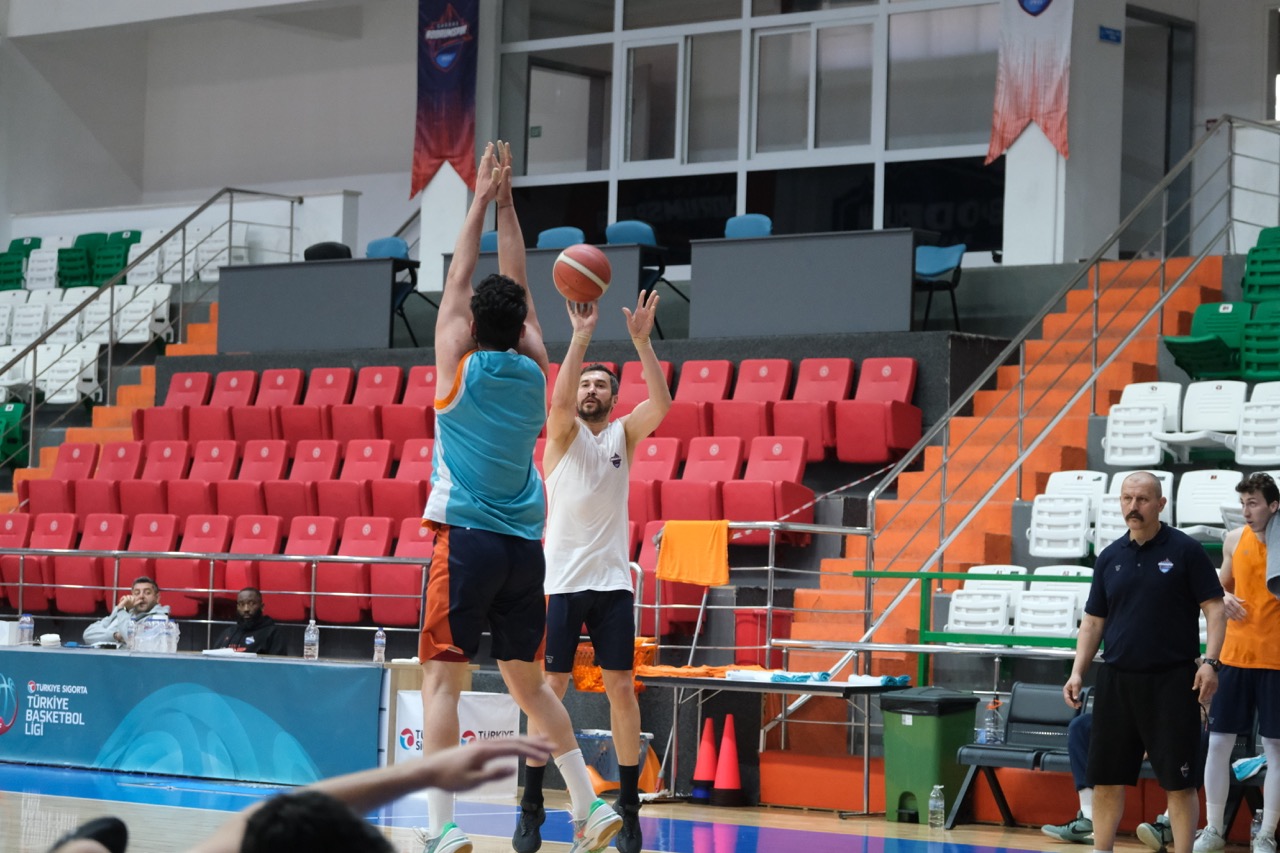 Play-Off Zamanı: Bodrum’un Namağlup Takımı Zirve Yolunda!