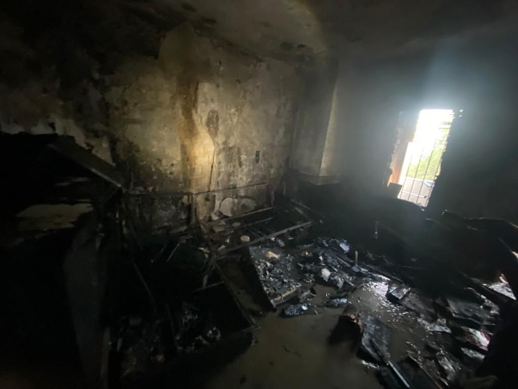  Bodrum'da evleri yanan vatandaşlar gözyaşlarına hakim olamadı