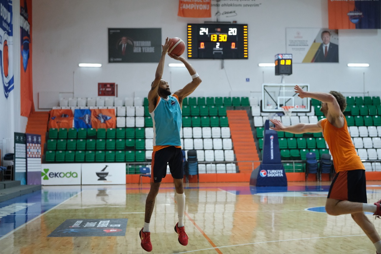 Play-Off Zamanı: Bodrum’un Namağlup Takımı Zirve Yolunda!