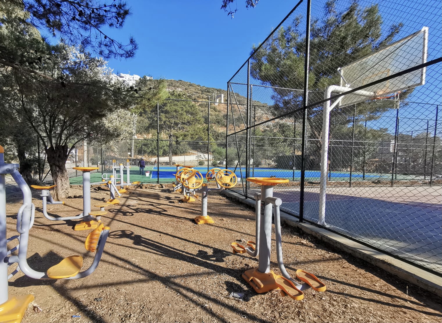 Belediye, çocuk parklarını kiraya verdi! 