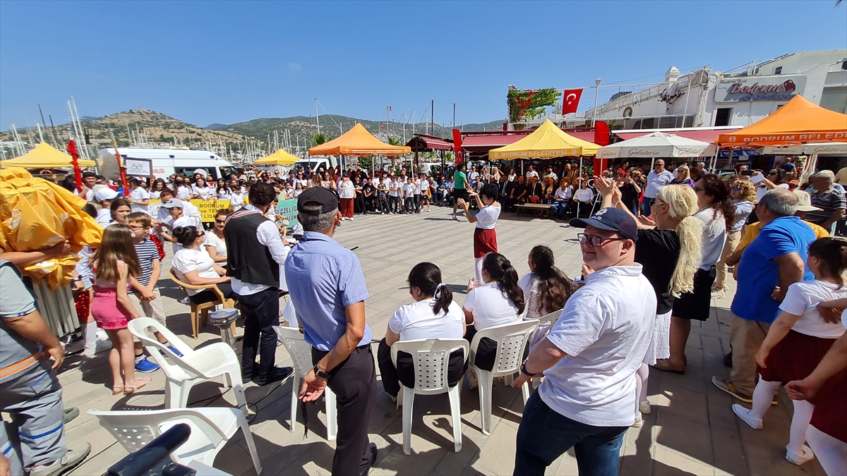 BODRUM’DA ENGELLİLER HAFTASI COŞKULU GÖRÜNTÜLERE SAHNE OLDU 
