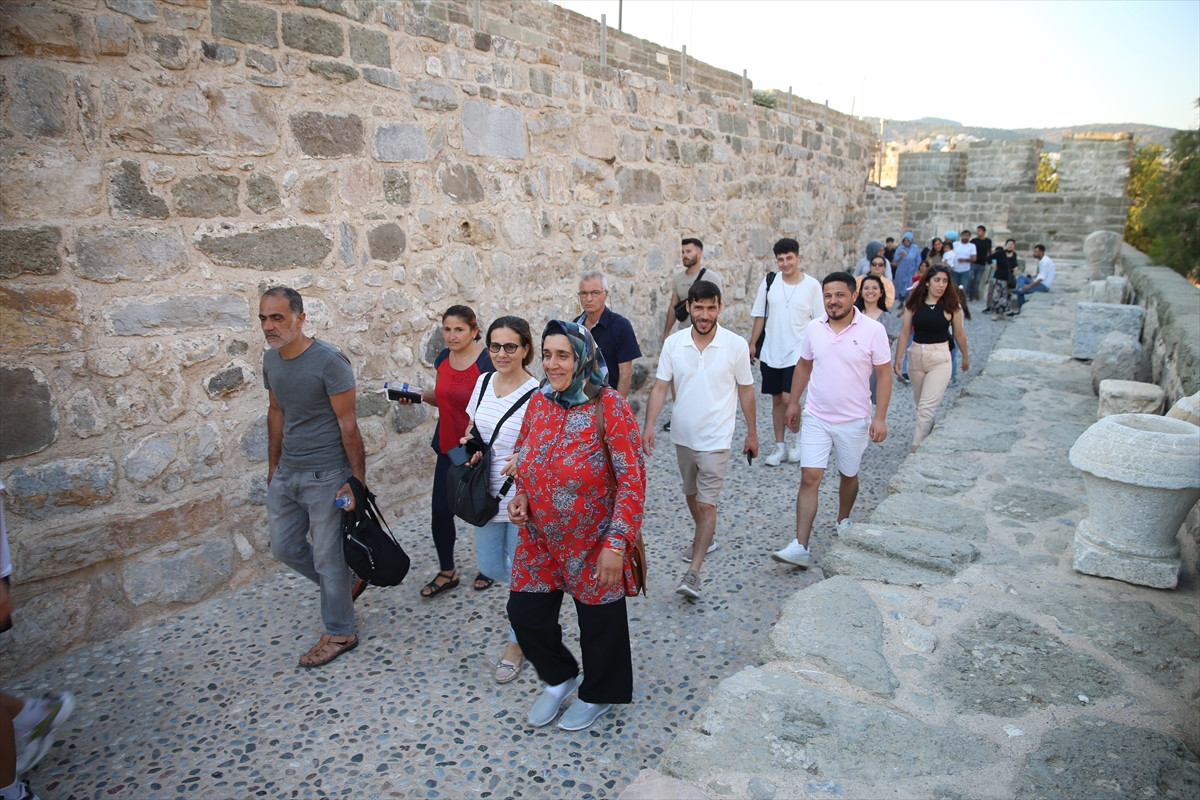 YENİLENEN BODRUM KALESİ'Nİ YILIN İLK 5 AYINDA 50 BİNDEN FAZLA KİŞİ ZİYARET ETTİ