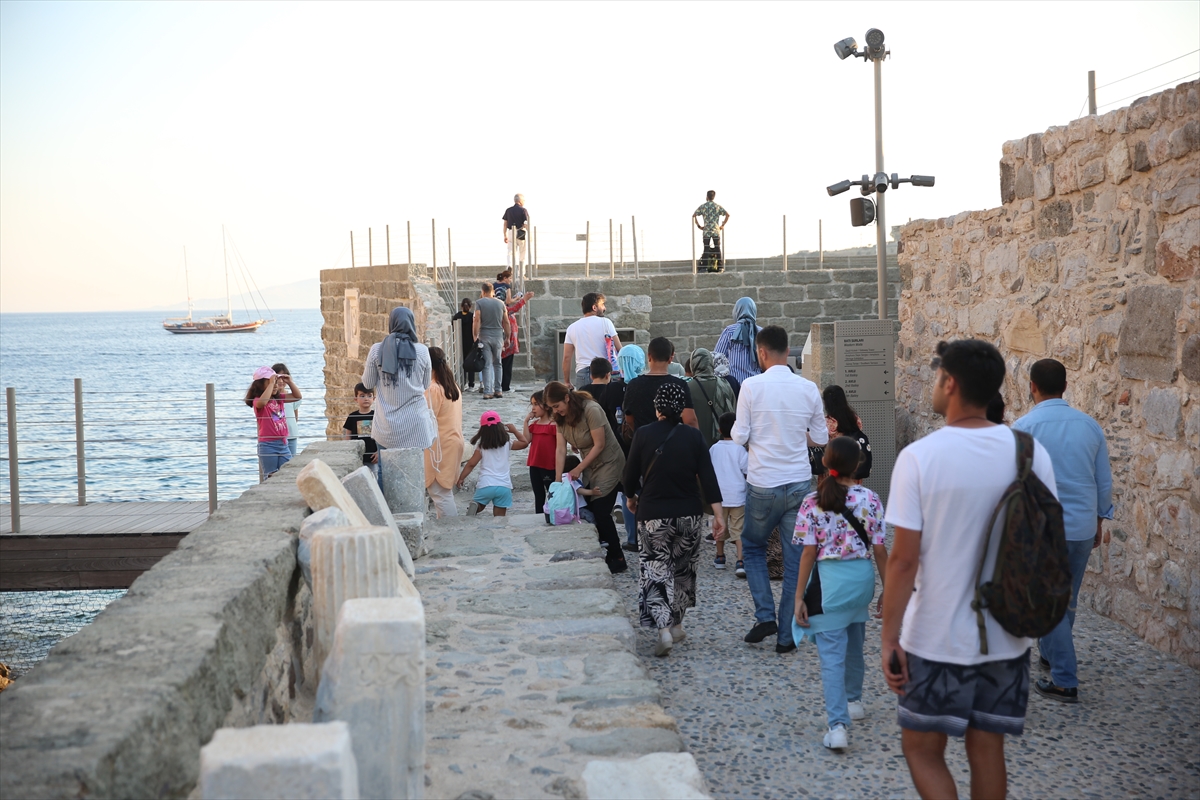YENİLENEN BODRUM KALESİ'Nİ YILIN İLK 5 AYINDA 50 BİNDEN FAZLA KİŞİ ZİYARET ETTİ